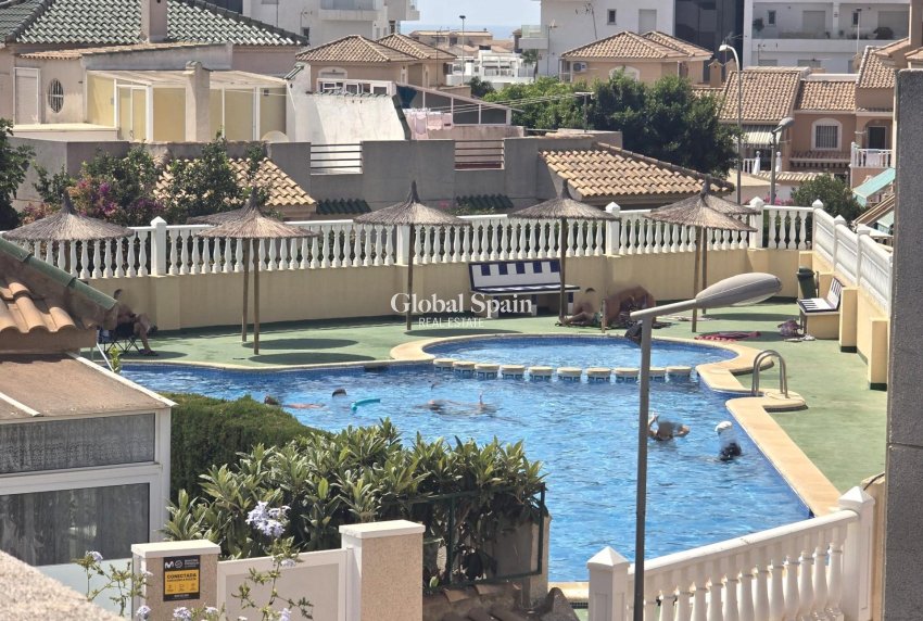 Resale - HOUSE -
TORREVIEJA - LOS BALCONES - LOS ALTOS