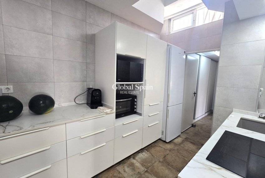 Resale - HOUSE -
TORREVIEJA - LOS BALCONES - LOS ALTOS