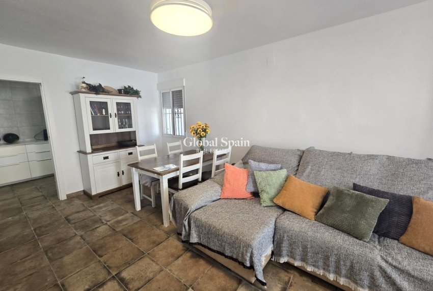 Resale - HOUSE -
TORREVIEJA - LOS BALCONES - LOS ALTOS