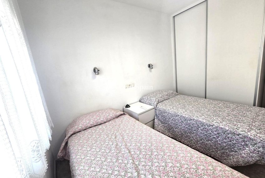 Resale - HOUSE -
TORREVIEJA - LOS BALCONES - LOS ALTOS