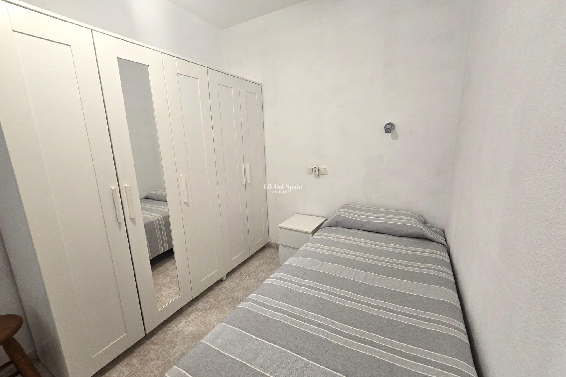 Resale - HOUSE -
TORREVIEJA - LOS BALCONES - LOS ALTOS