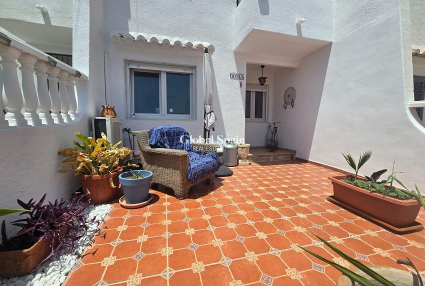 Resale - HOUSE -
TORREVIEJA - LOS BALCONES - LOS ALTOS