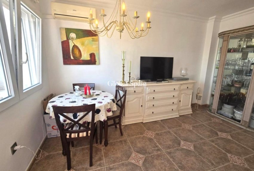 Resale - HOUSE -
TORREVIEJA - LOS BALCONES - LOS ALTOS