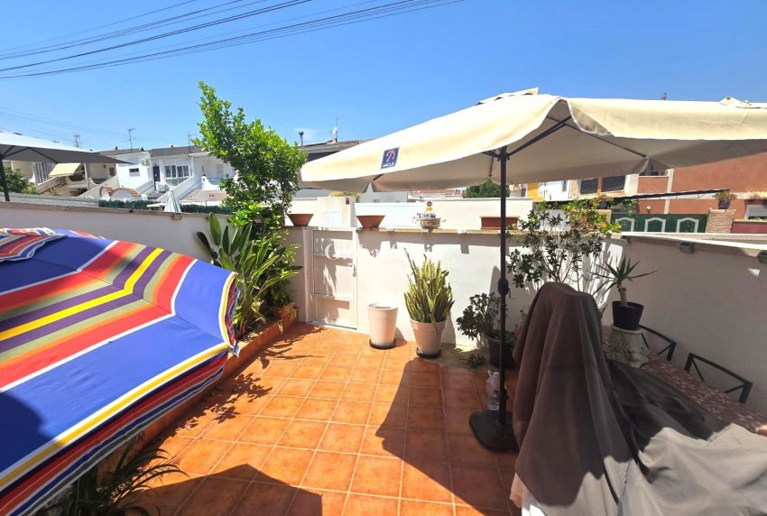 Resale - HOUSE -
TORREVIEJA - LOS BALCONES - LOS ALTOS