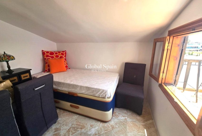 Resale - HOUSE -
TORREVIEJA - LOS BALCONES - LOS ALTOS