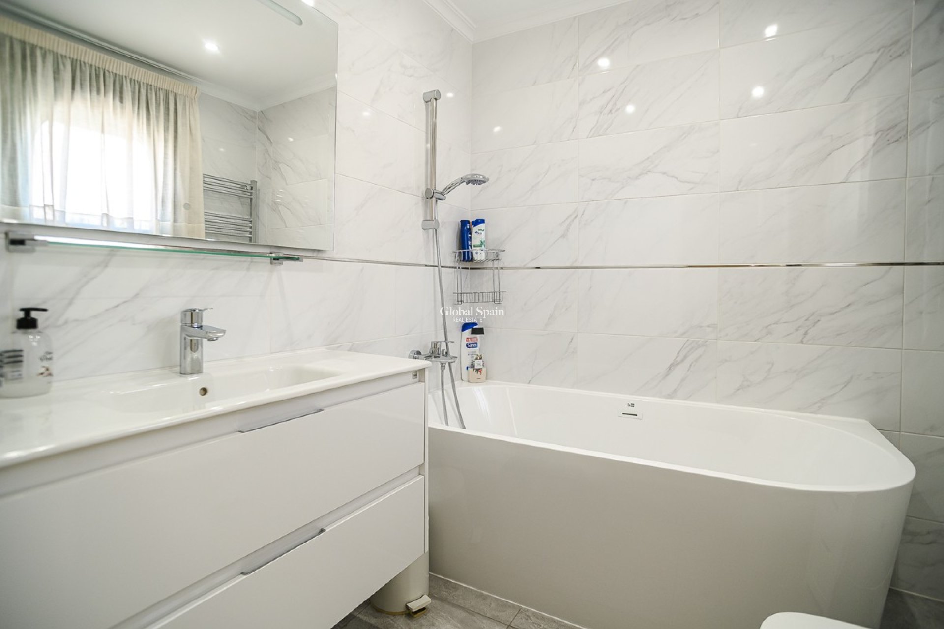 Resale - HOUSE -
TORREVIEJA - LOS BALCONES - LOS ALTOS