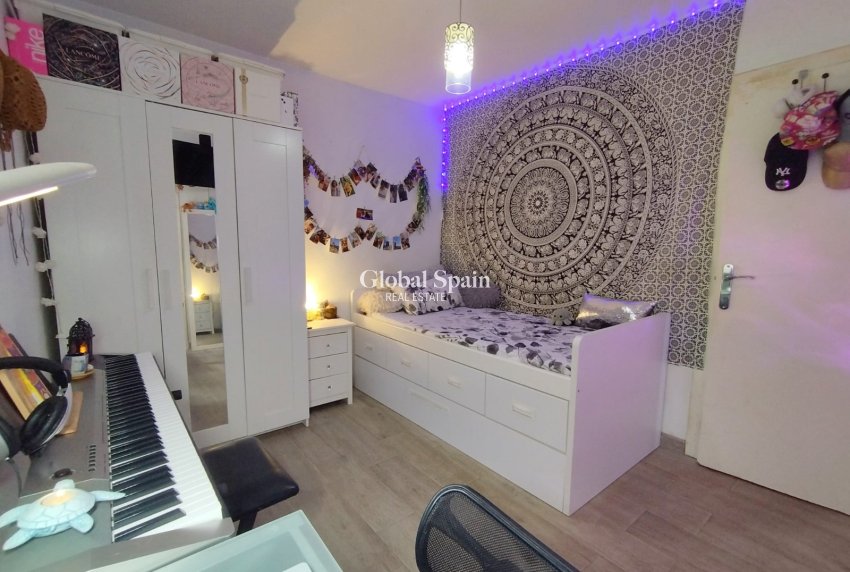 Resale - HOUSE -
TORREVIEJA - LOS BALCONES - LOS ALTOS