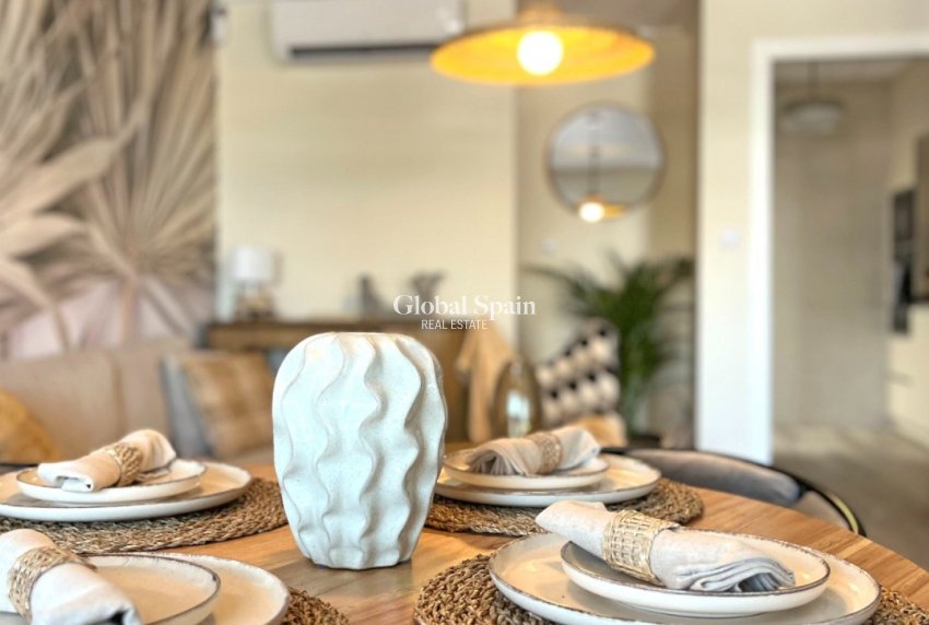 Resale - House -
TORREVIEJA - LOS BALCONES - LOS ALTOS