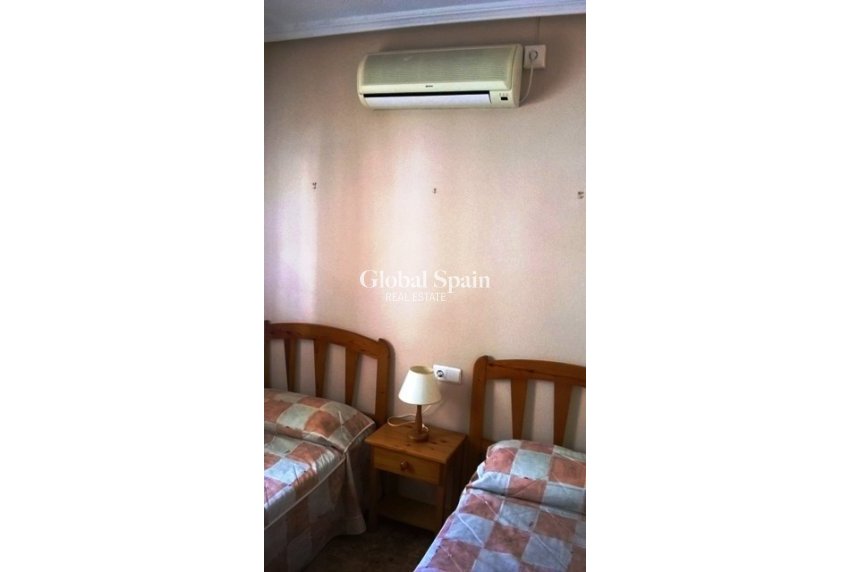 Resale - HOUSE -
TORREVIEJA - LOS BALCONES - LOS ALTOS