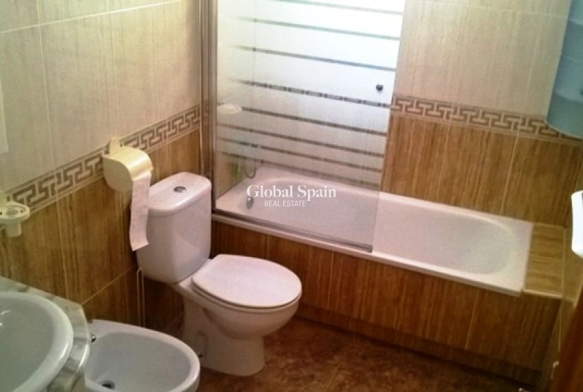 Resale - HOUSE -
TORREVIEJA - LOS BALCONES - LOS ALTOS