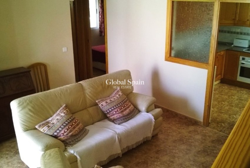 Resale - HOUSE -
TORREVIEJA - LOS BALCONES - LOS ALTOS