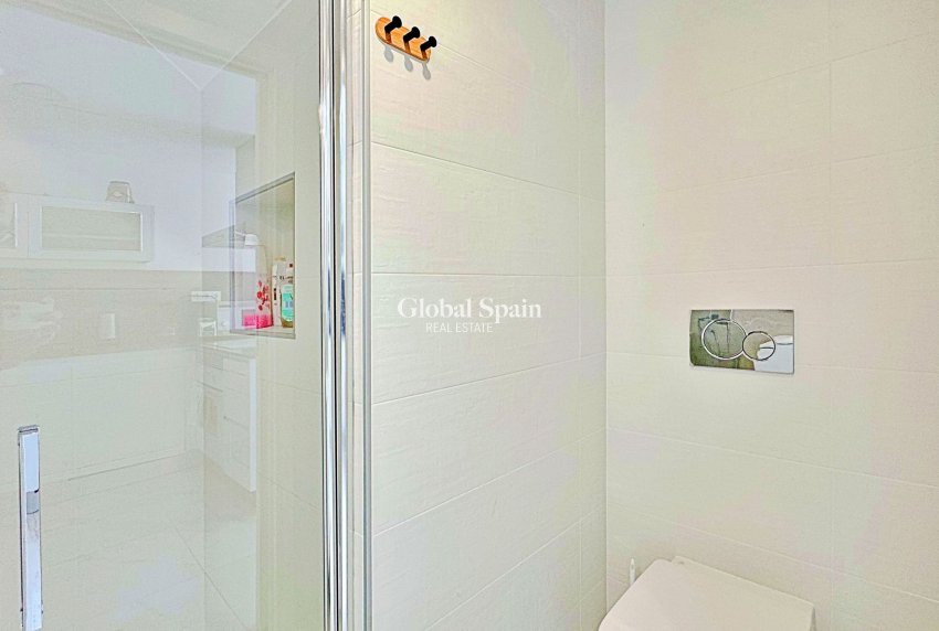 Resale - House -
TORREVIEJA - LOS BALCONES - LOS ALTOS