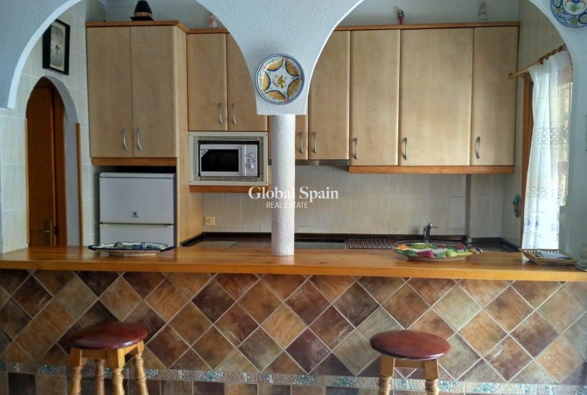 Resale - HOUSE -
TORREVIEJA - Los Europeos