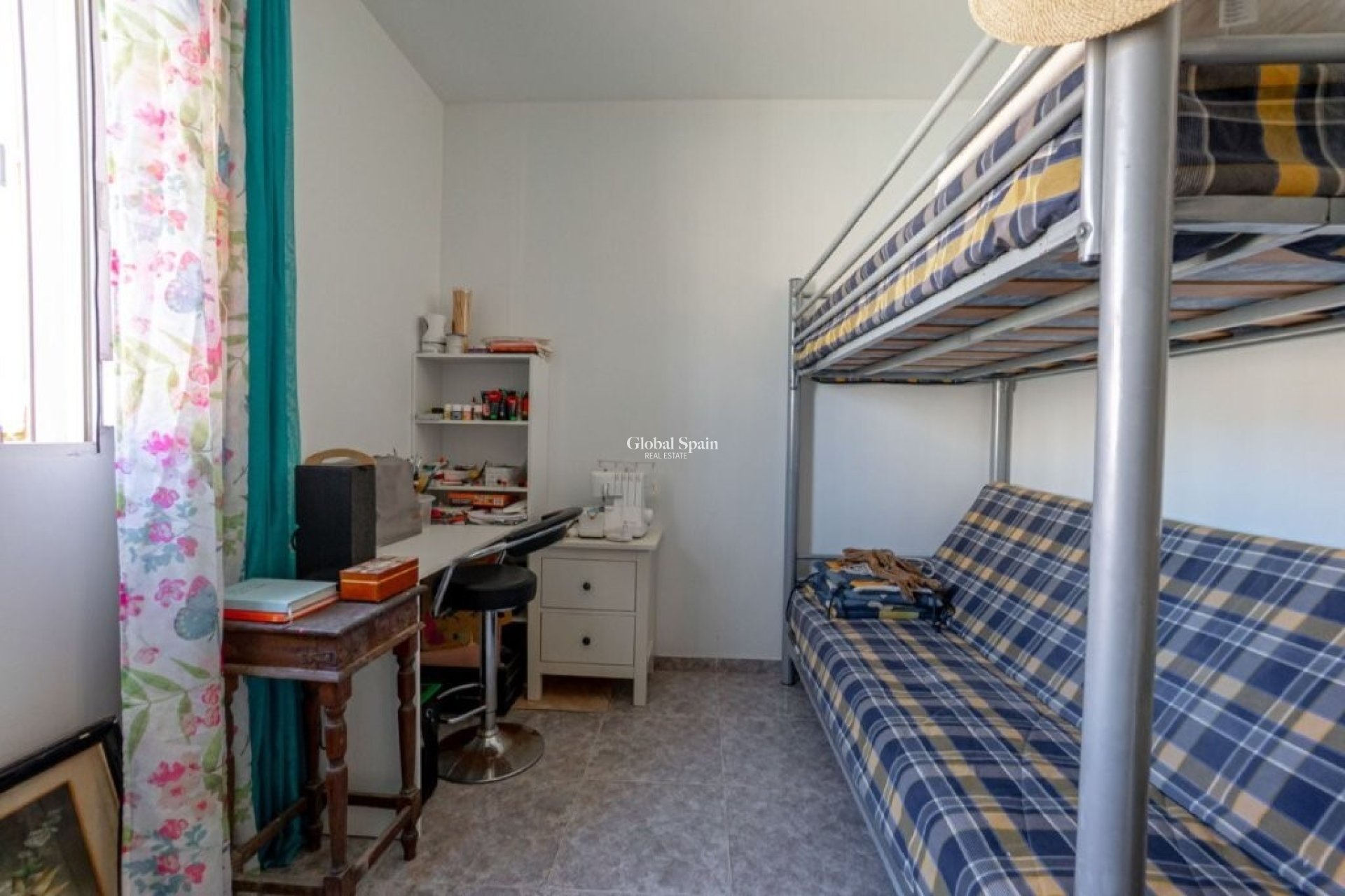 Resale - HOUSE -
TORREVIEJA - Los Frutales/ La Rosaleda