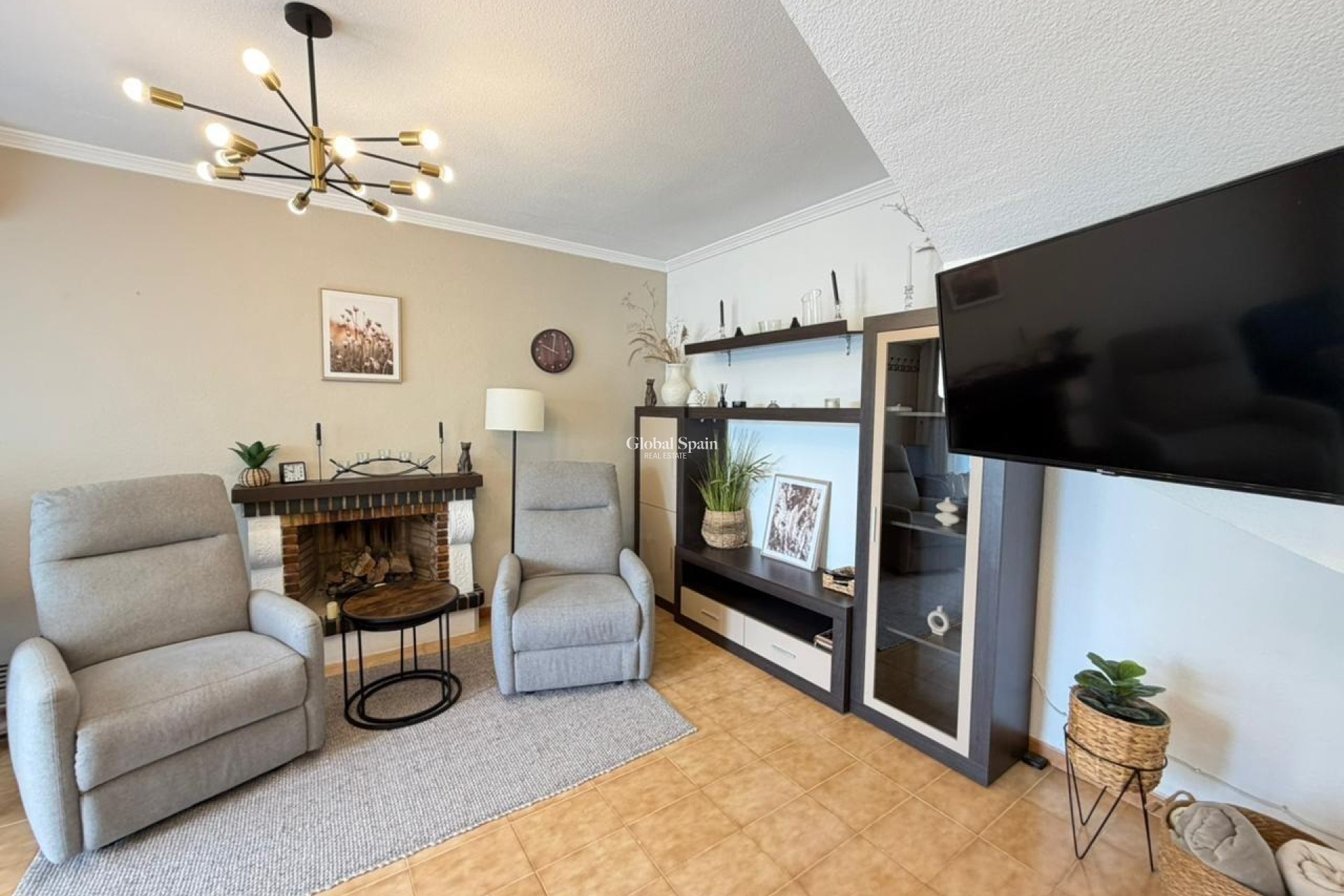 Resale - HOUSE -
TORREVIEJA - Los Frutales