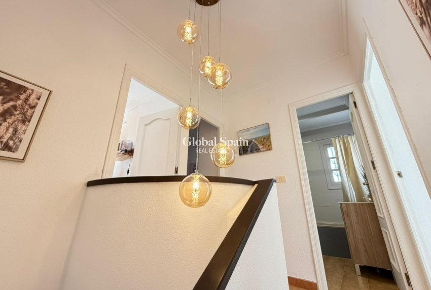 Resale - HOUSE -
TORREVIEJA - Los Frutales