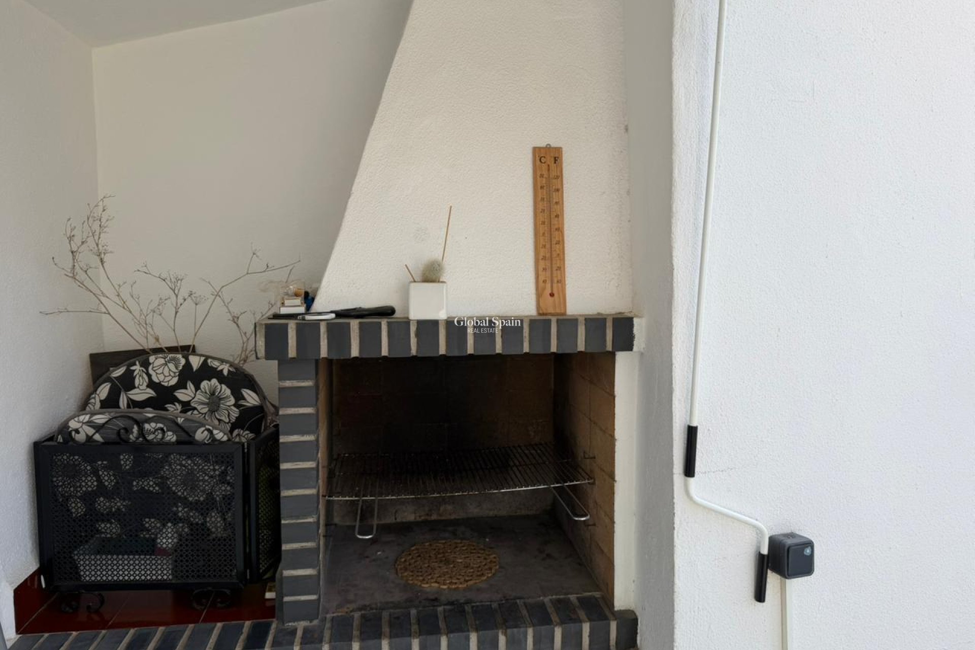 Resale - HOUSE -
TORREVIEJA - Los Frutales