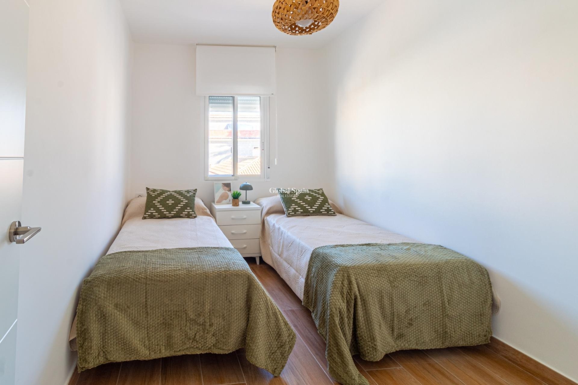 Resale - HOUSE -
TORREVIEJA - Los Frutales