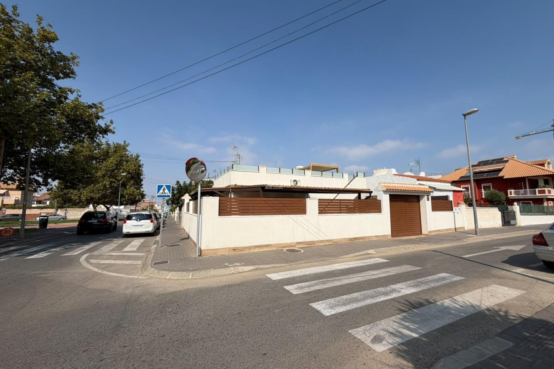 Resale - HOUSE -
TORREVIEJA - Nueva Torrevieja