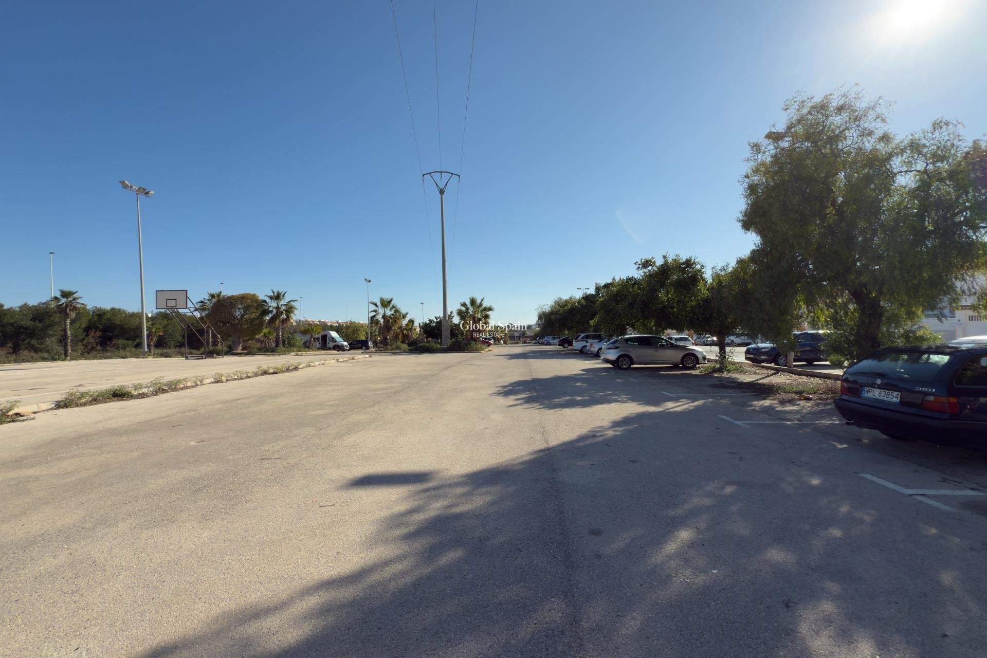 Resale - House -
TORREVIEJA - Parque de las Naciones