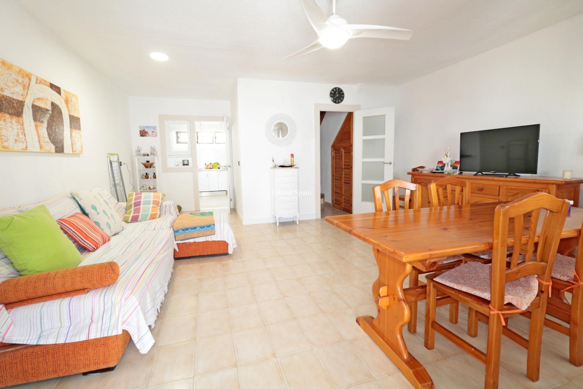 Resale - HOUSE -
TORREVIEJA - Playa De Los Náufragos