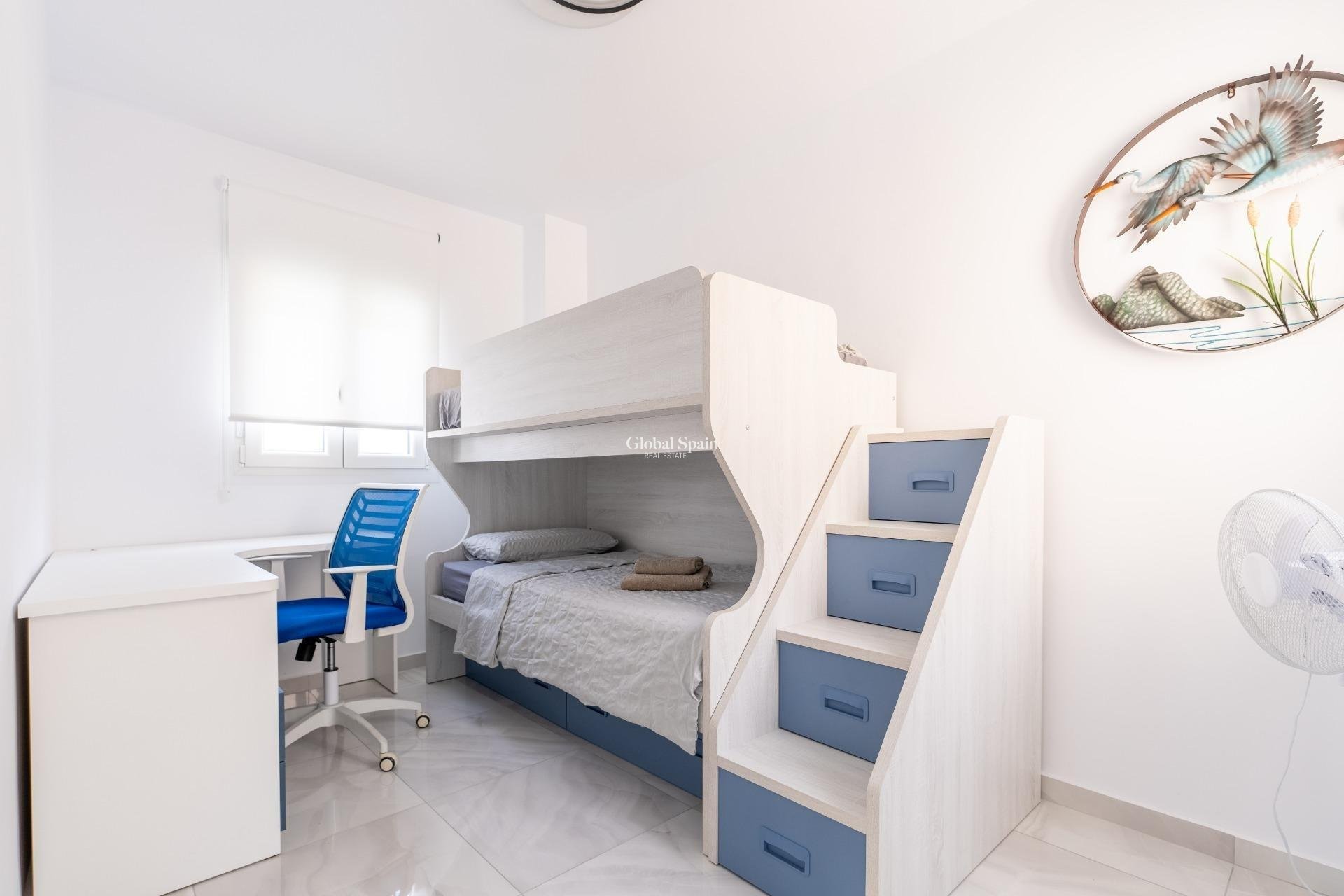 Resale - HOUSE -
TORREVIEJA - Punta Prima