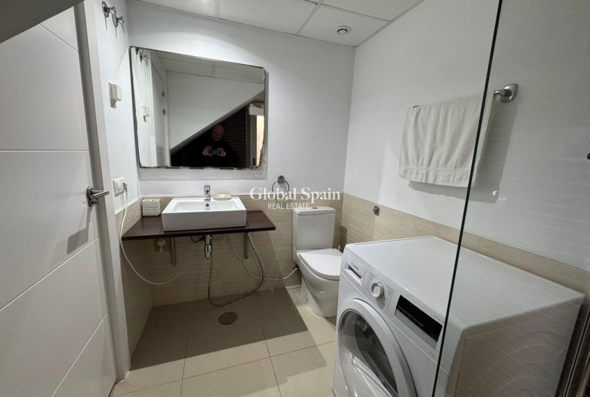 Resale - HOUSE -
TORREVIEJA - Punta Prima