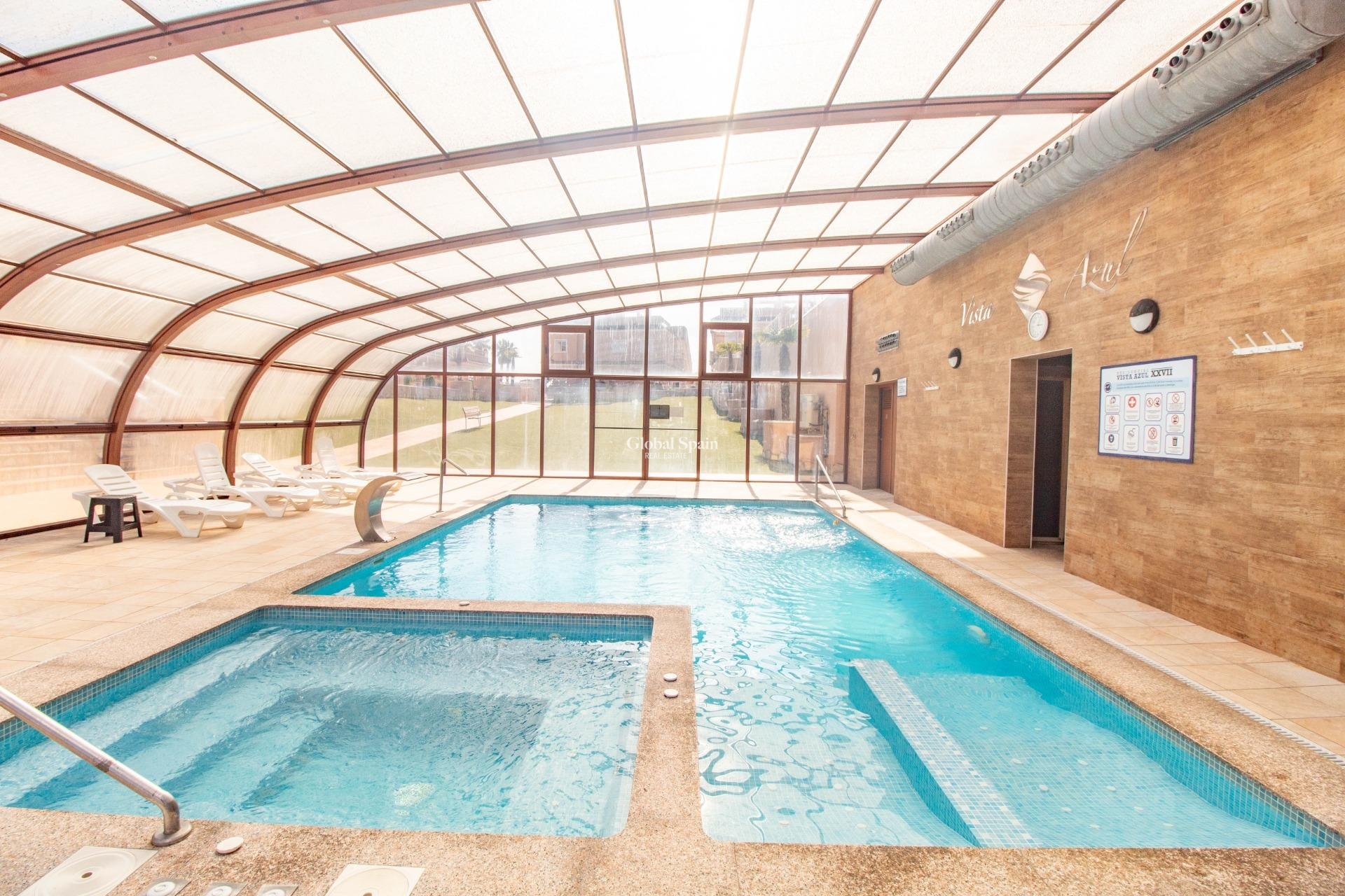 Resale - House -
TORREVIEJA - Punta prima