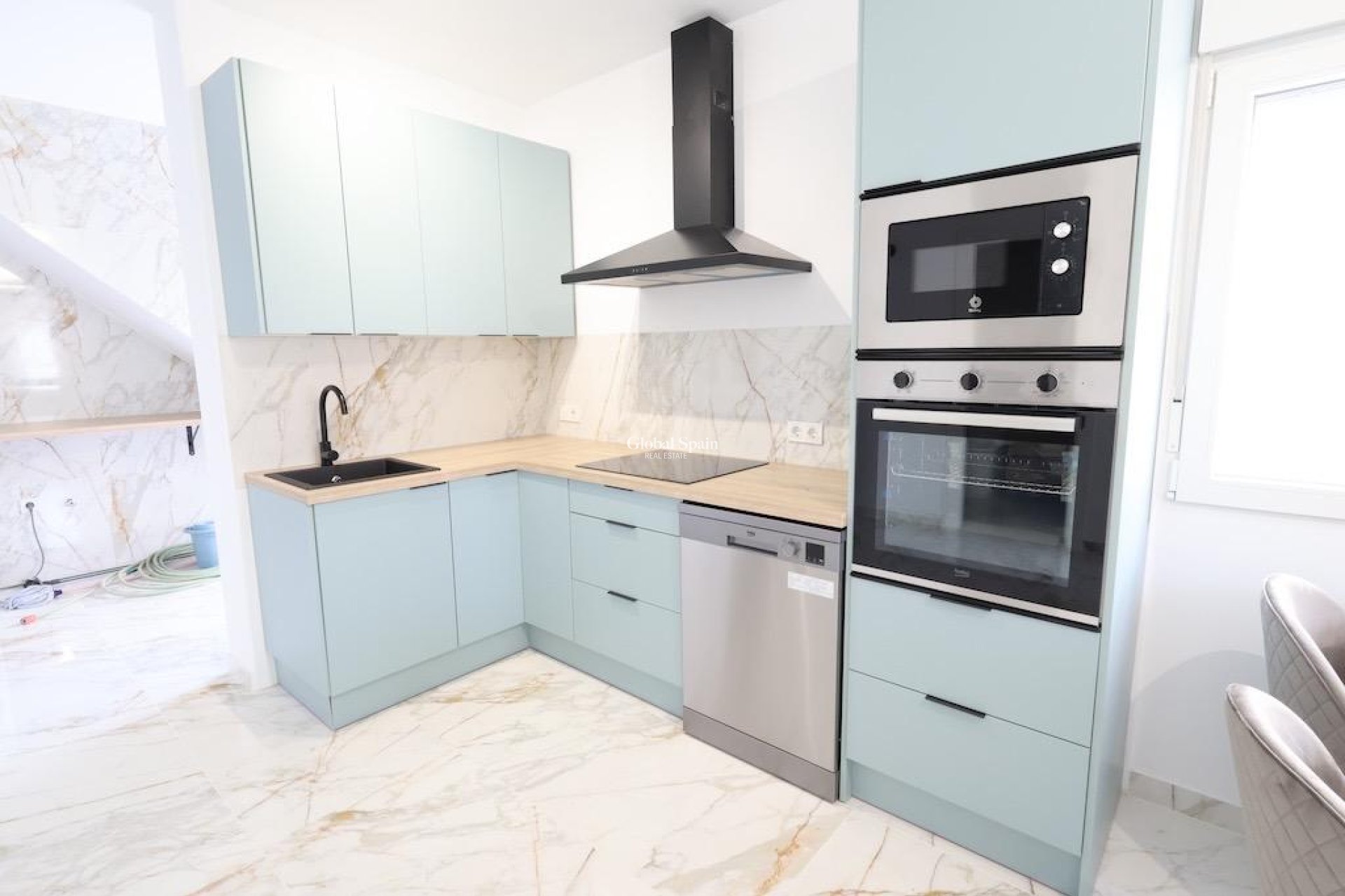 Resale - House -
TORREVIEJA - San luis