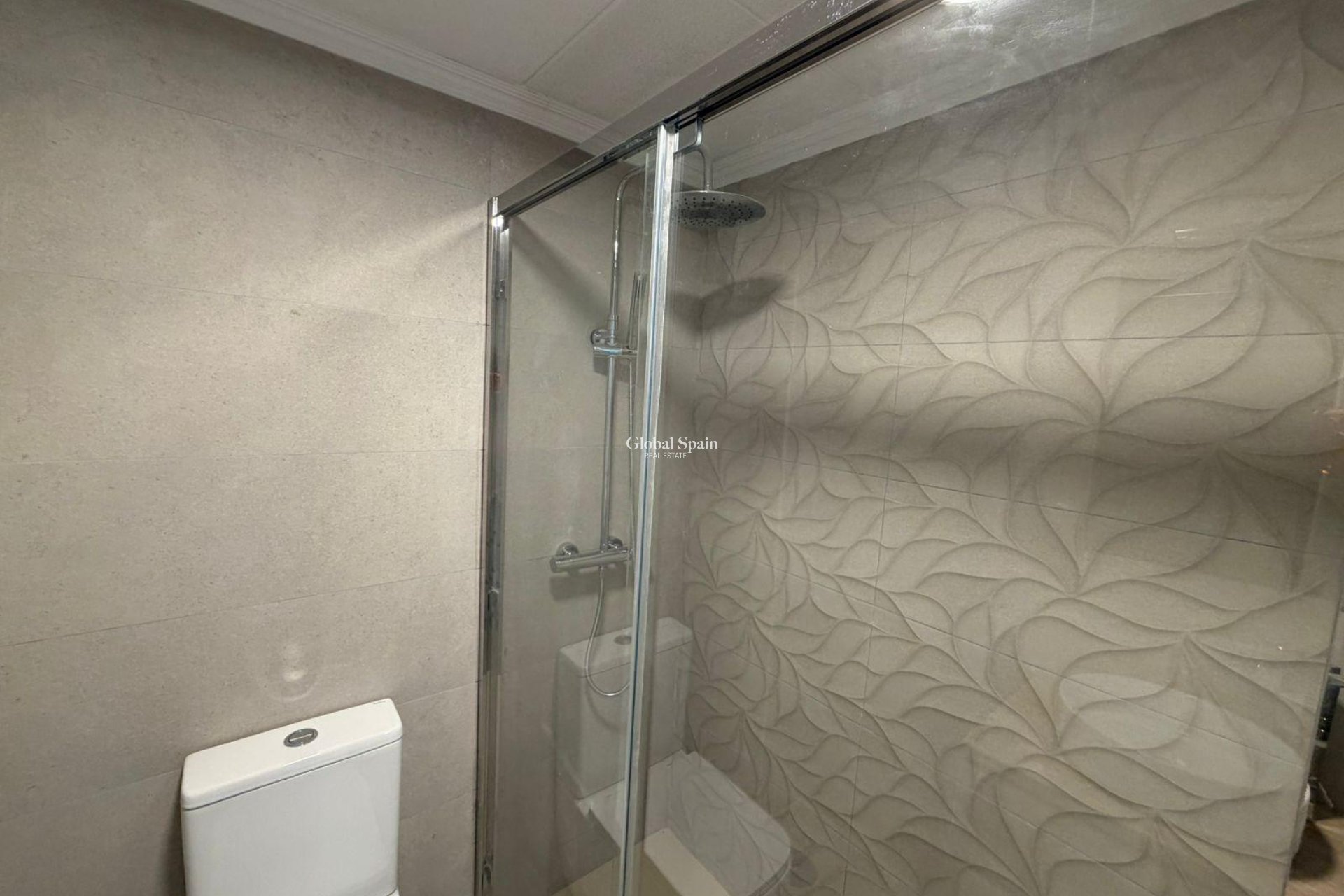 Resale - HOUSE -
TORREVIEJA - Sector 25