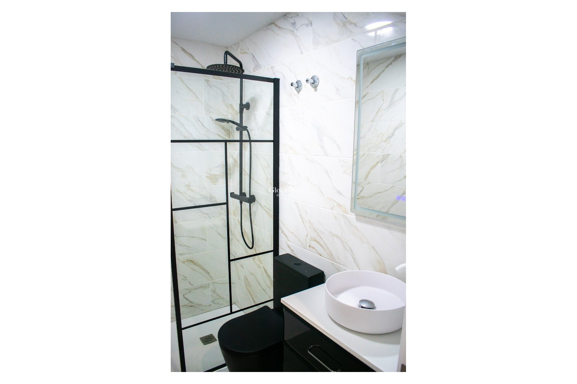 Resale - HOUSE -
TORREVIEJA - Torreblanca