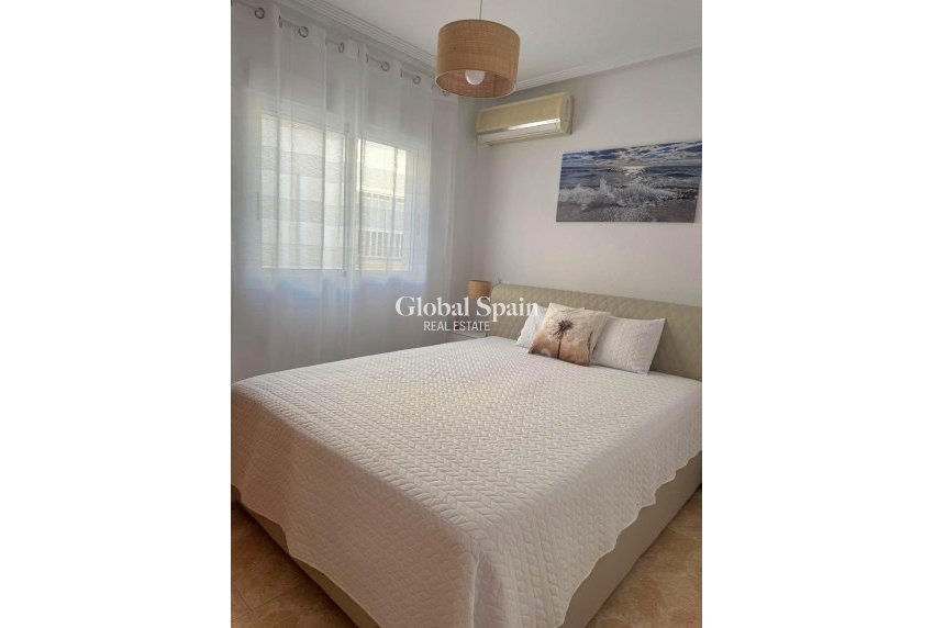 Resale - HOUSE -
TORREVIEJA - Torreblanca
