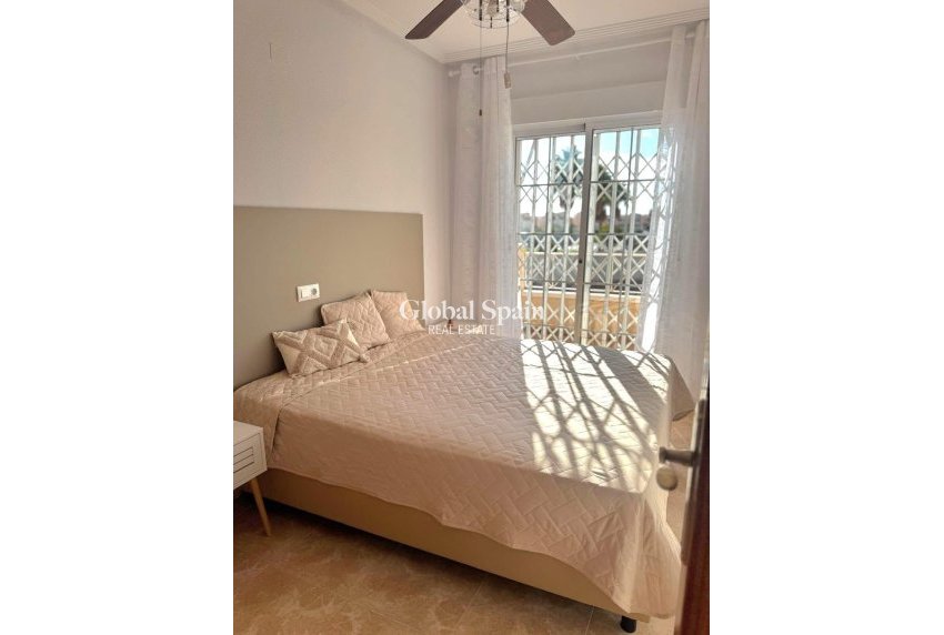 Resale - HOUSE -
TORREVIEJA - Torreblanca