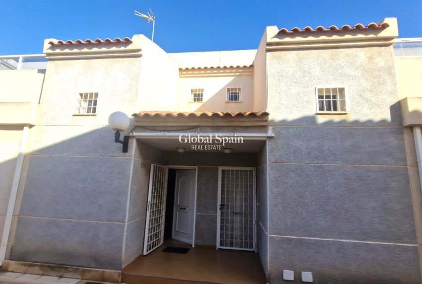 Resale - HOUSE -
TORREVIEJA - Torreblanca