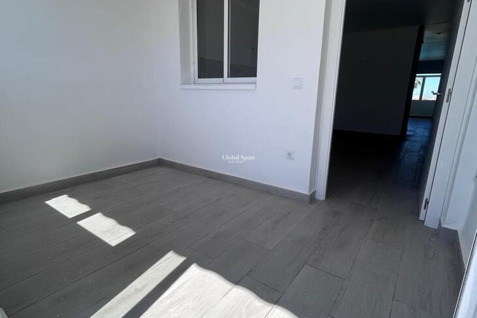 Resale - HOUSE -
TORREVIEJA - Torreblanca