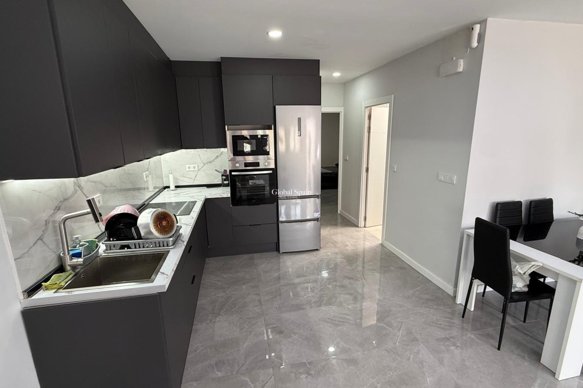 Resale - HOUSE -
TORREVIEJA - Torreta Florida