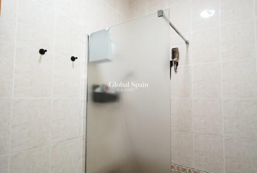 Resale - HOUSE -
TORREVIEJA - Torretas