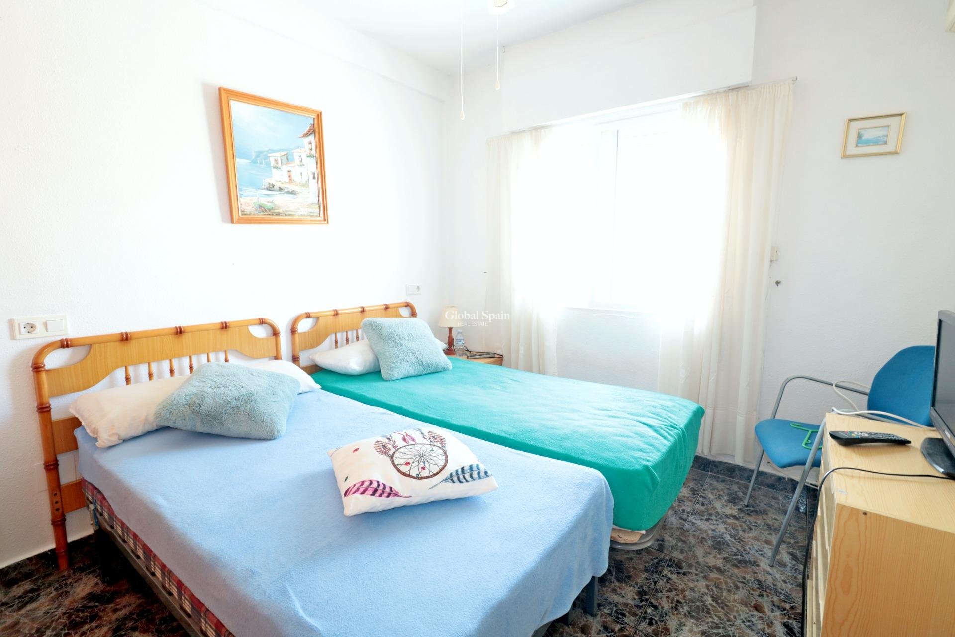 Resale - HOUSE -
TORREVIEJA - Torretas