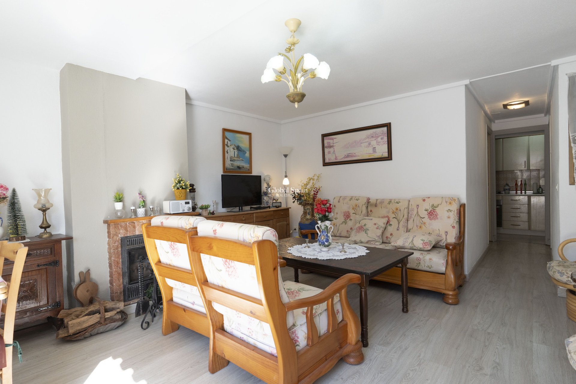 Resale - HOUSE -
TORREVIEJA - Torrevieja