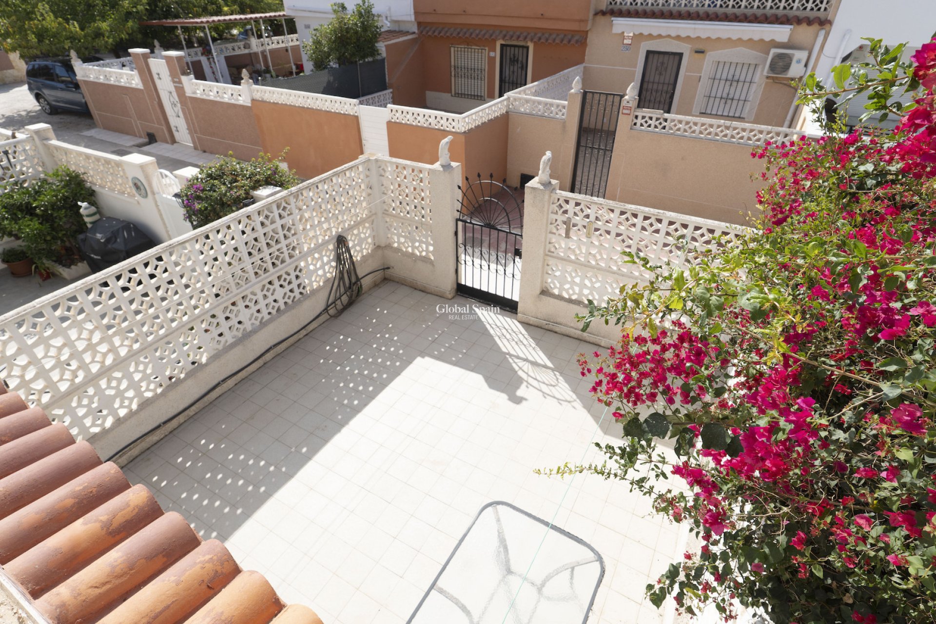 Resale - HOUSE -
TORREVIEJA - Torrevieja