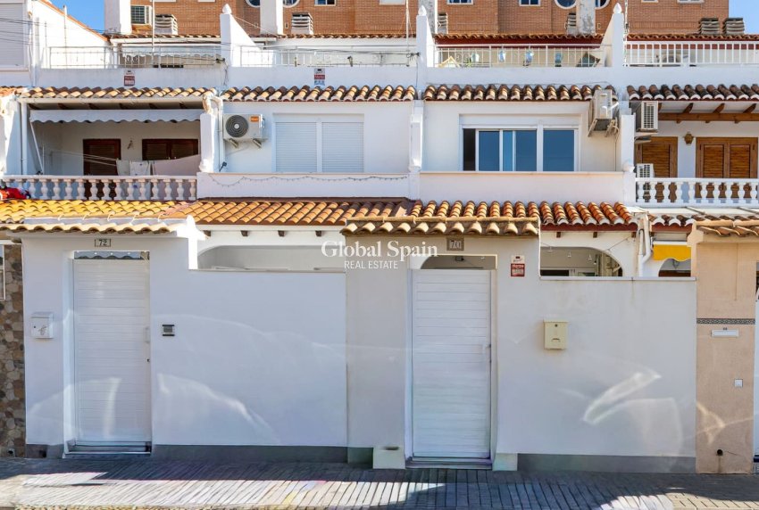 Resale - HOUSE -
TORREVIEJA - Torrevieja