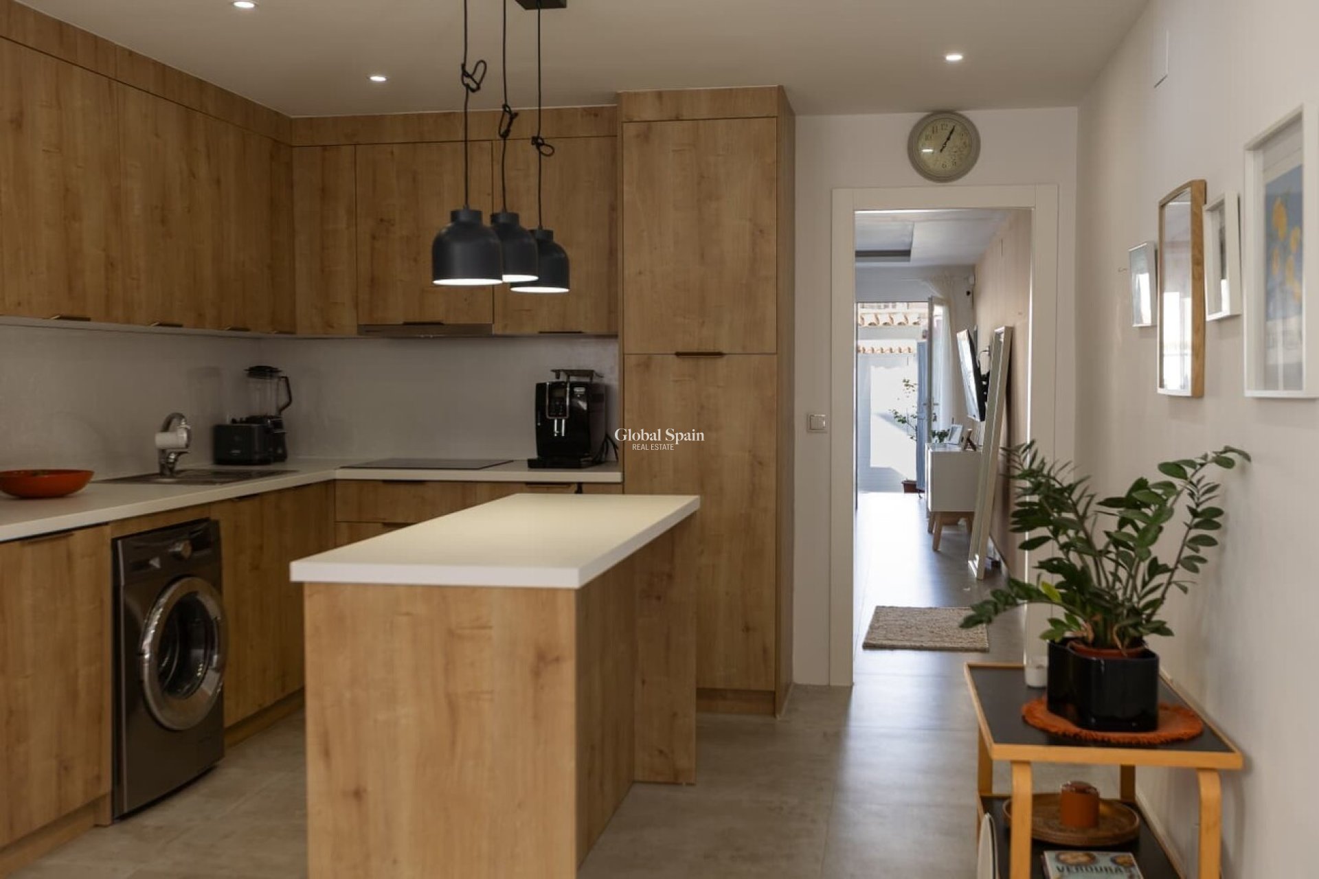 Resale - HOUSE -
TORREVIEJA - Torrevieja