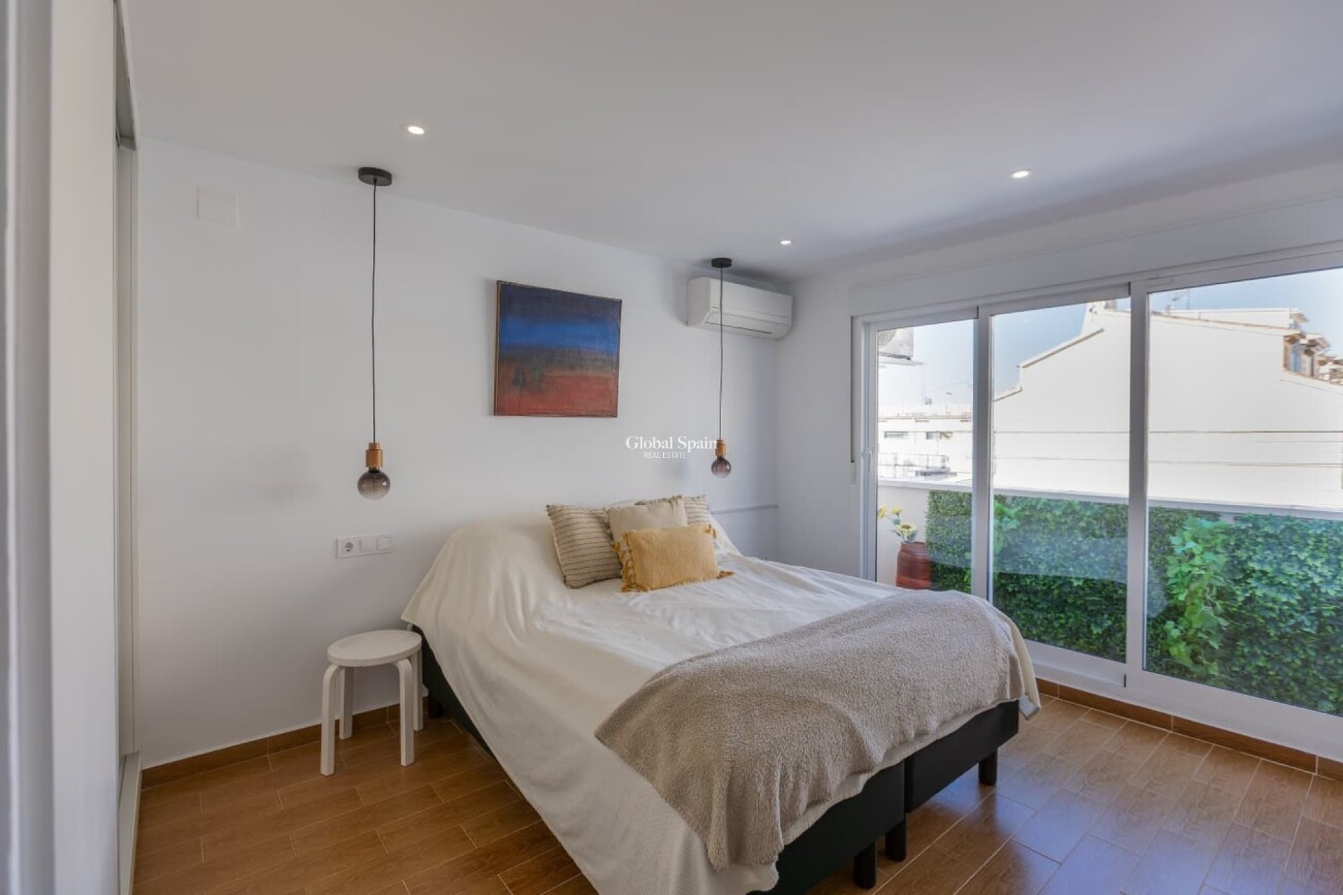 Resale - HOUSE -
TORREVIEJA - Torrevieja