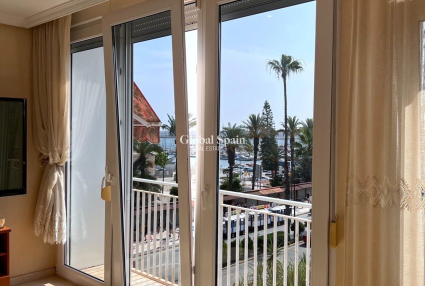 Resale - HOUSE -
TORREVIEJA - Torrevieja