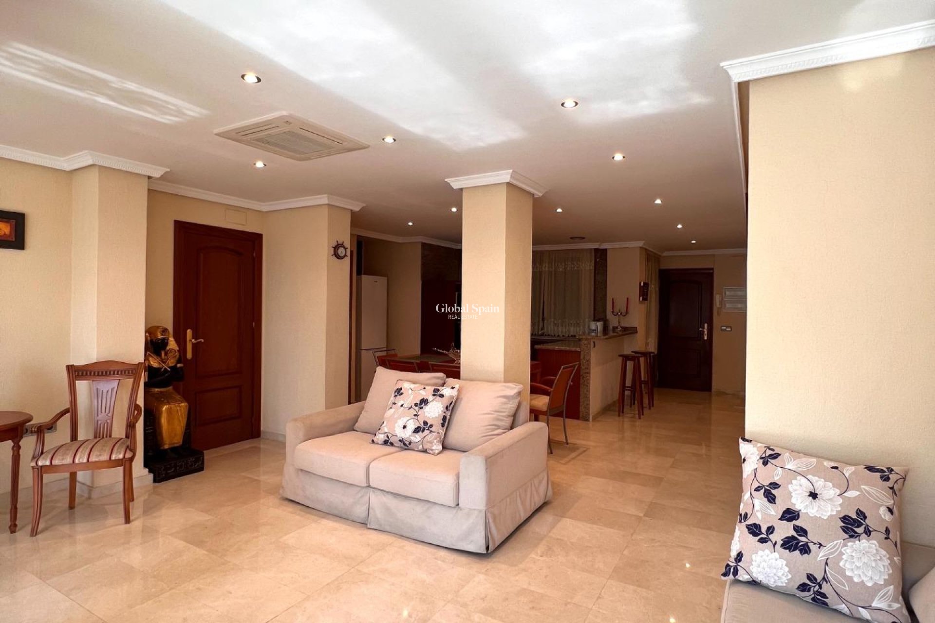 Resale - HOUSE -
TORREVIEJA - Torrevieja