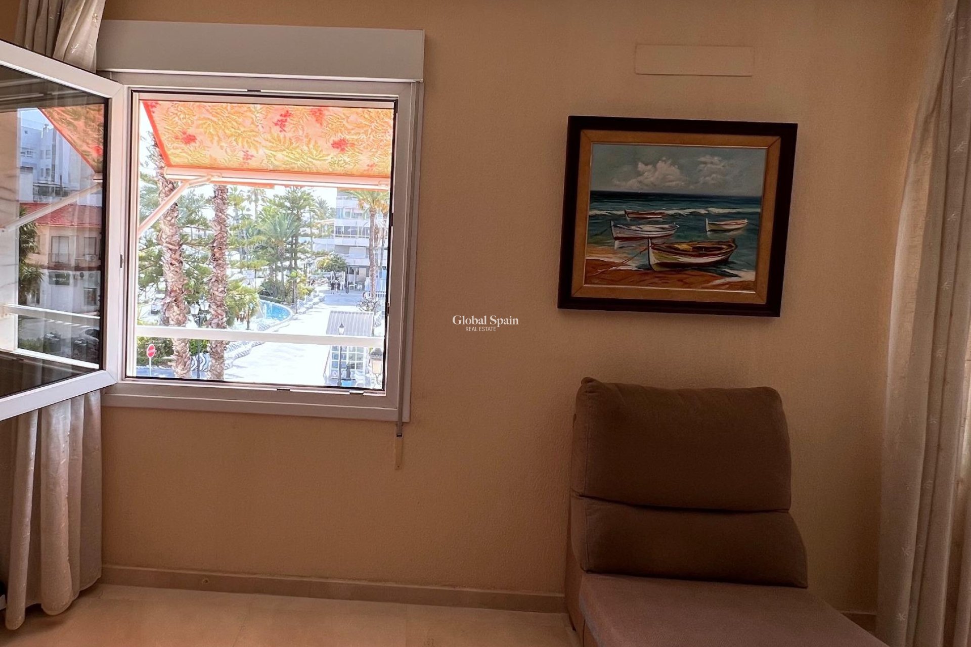 Resale - HOUSE -
TORREVIEJA - Torrevieja