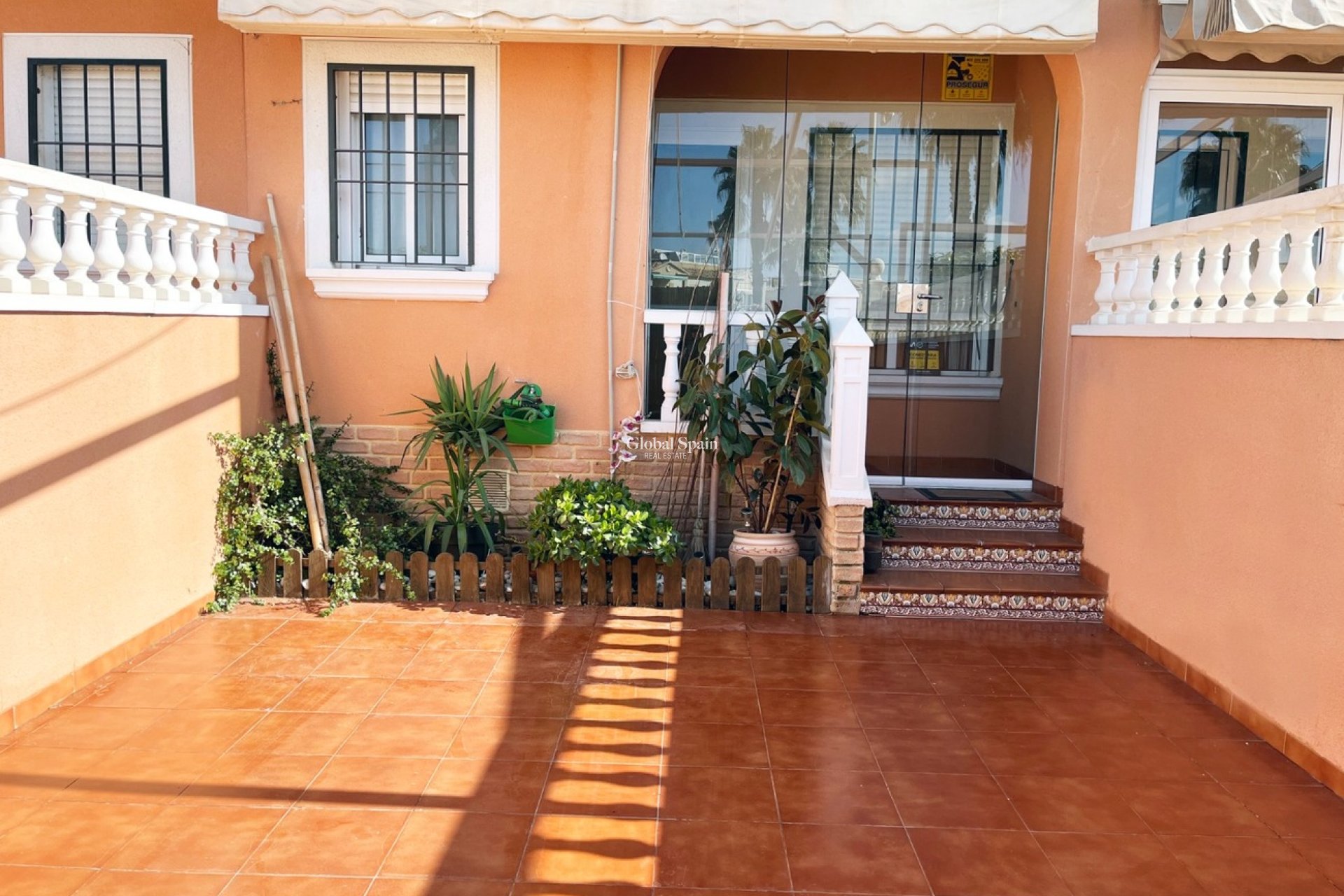 Resale - HOUSE -
TORREVIEJA - Torrevieja