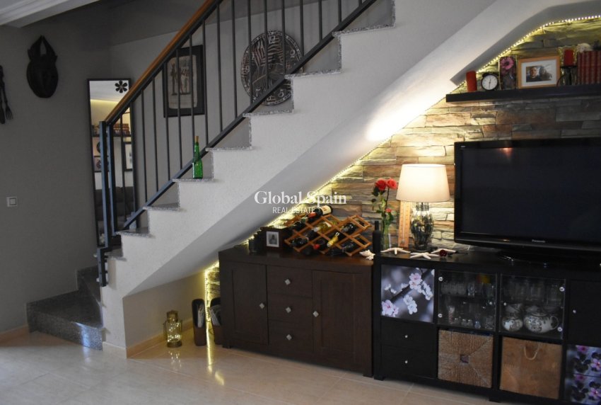 Resale - HOUSE -
TORREVIEJA - Torrevieja