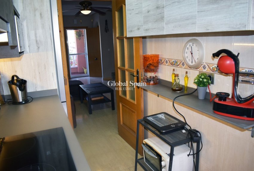 Resale - HOUSE -
TORREVIEJA - Torrevieja