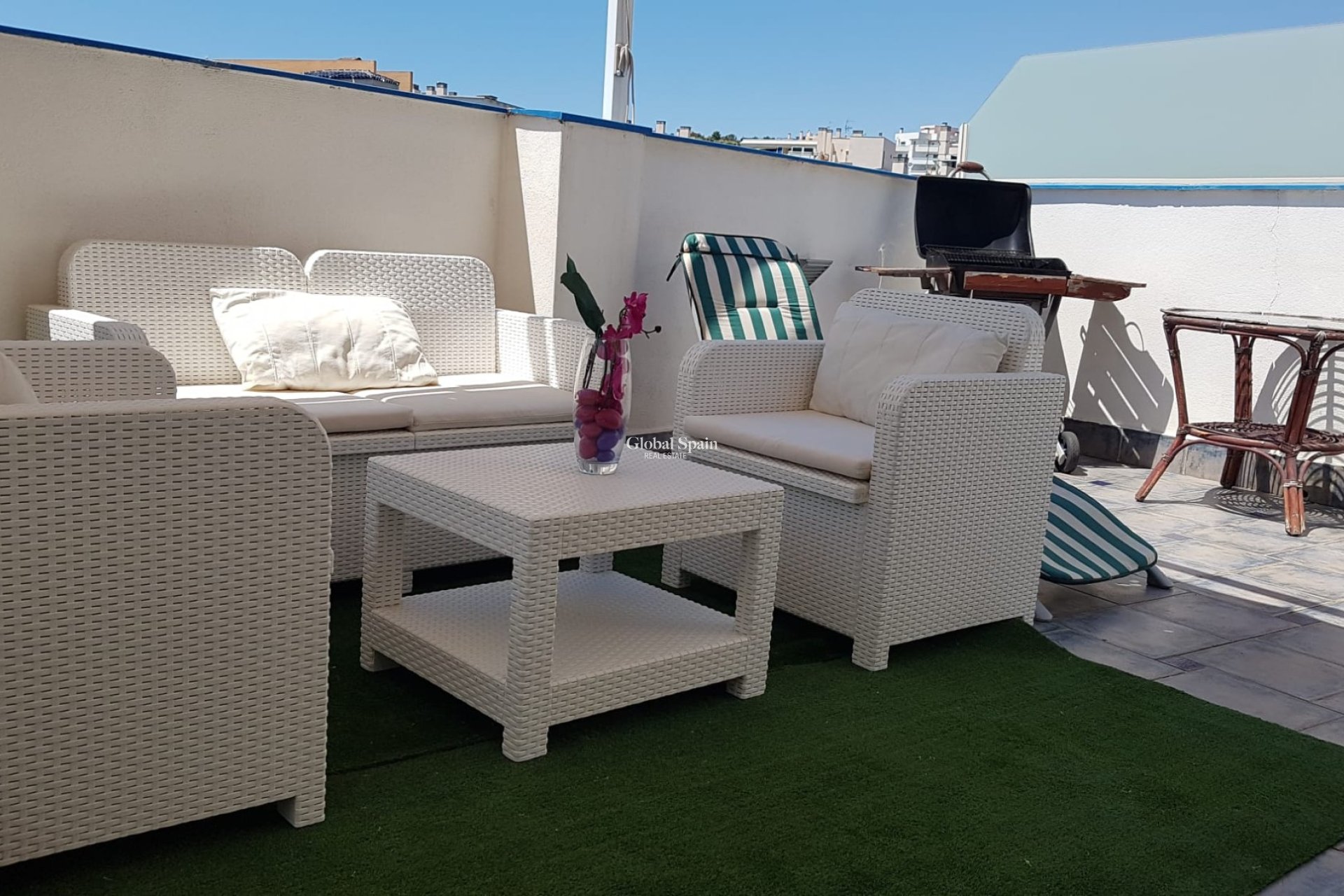 Resale - HOUSE -
VILLAJOYOSA - Cala de Villajoyosa